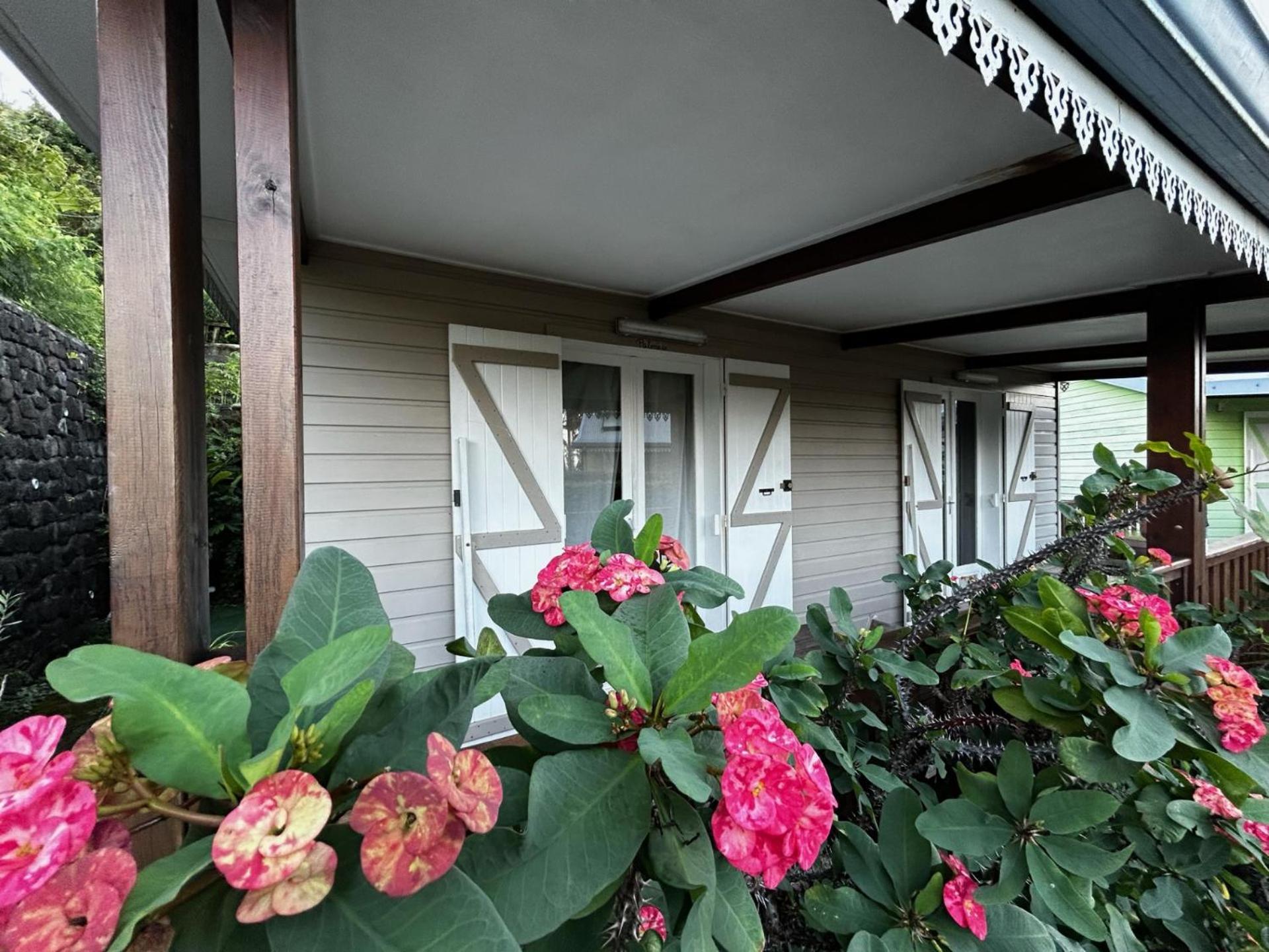 Chambres D'Hotes Le Puits Des Francais Saint-Philippe Esterno foto